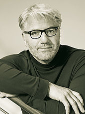 Dr. Michael Bohne